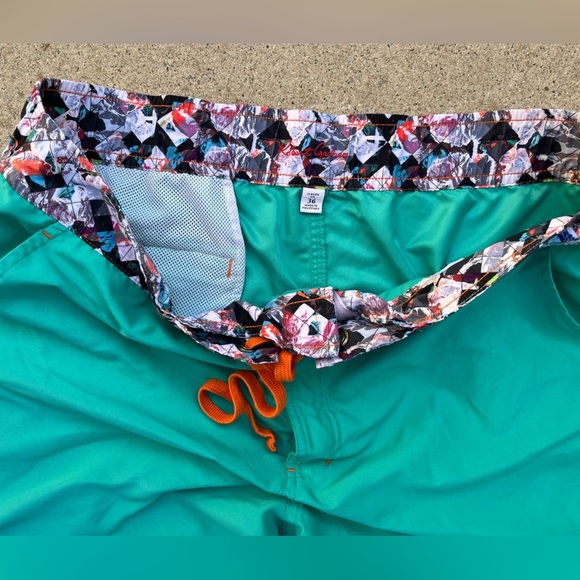 Men's Robert Graham Board Shorts Green Teal Solid 36 Beach Surf Swim Preppy Sun - Picture 4 of 16